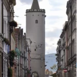 Brama Kłodzka w Paczkowie – średniowieczna brama miejska w murach obronnych